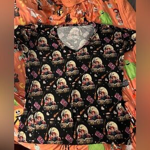 Charlie’s Project Little Snuggles Disney’s Hocus Pocus V-Neck Women’s Large